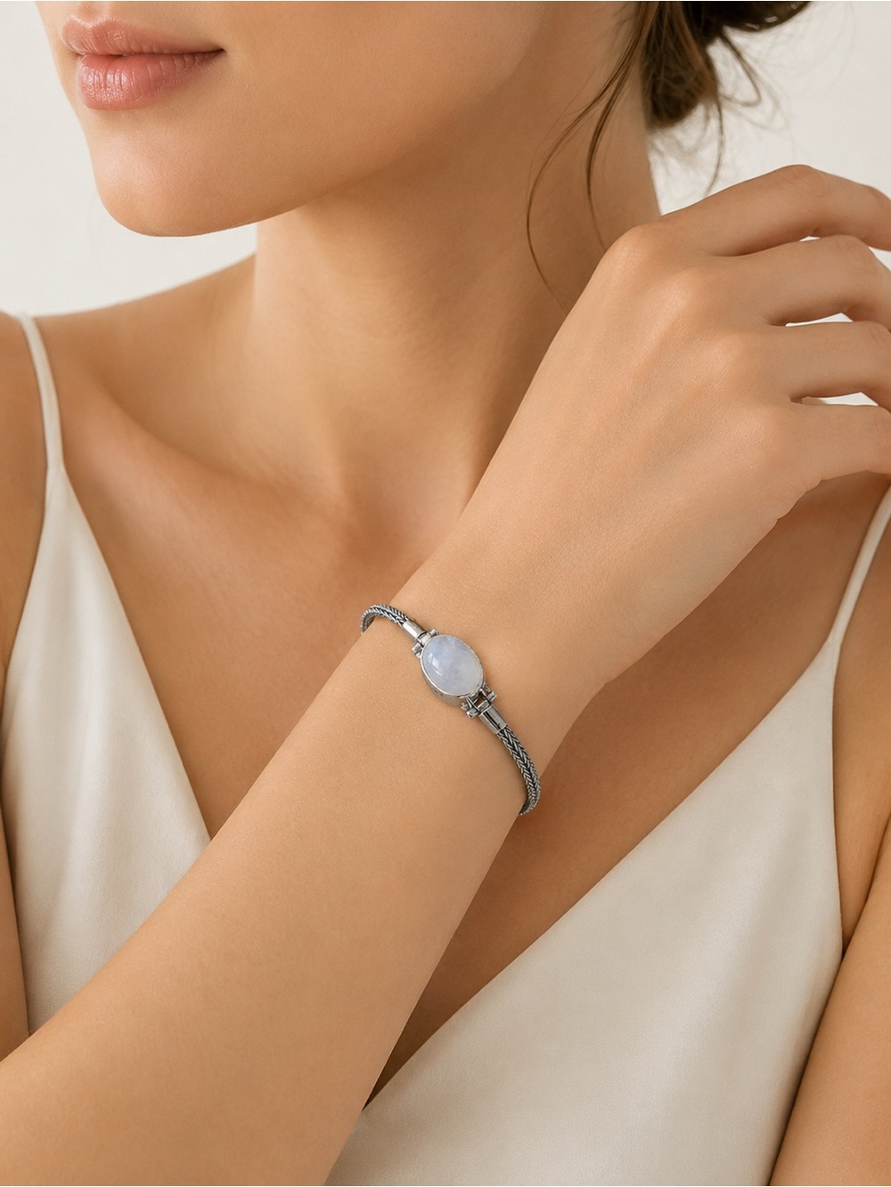Sterling Silver Bracelet Moonstone Oval Cabochon With Toggle Clasp.